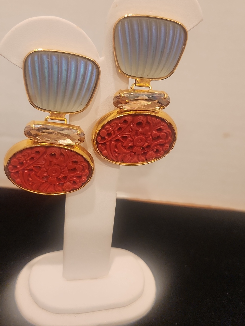 La MARIA UNSTAMPED Gold-Tone Frosted Coral Red Carved Drop Clip  Earrings